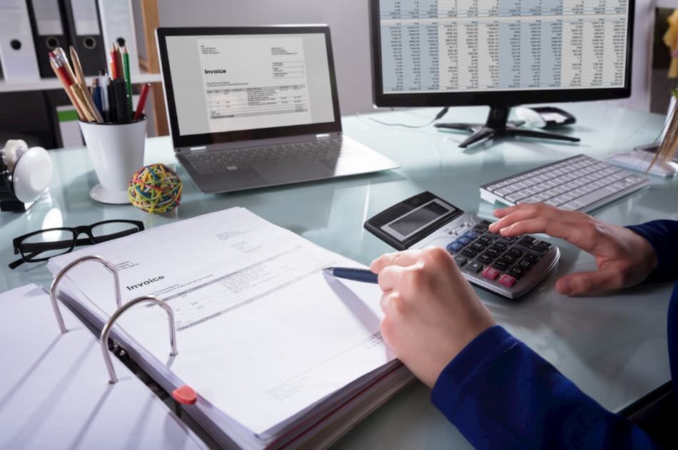 Tax Advisor St Maarten.jpg