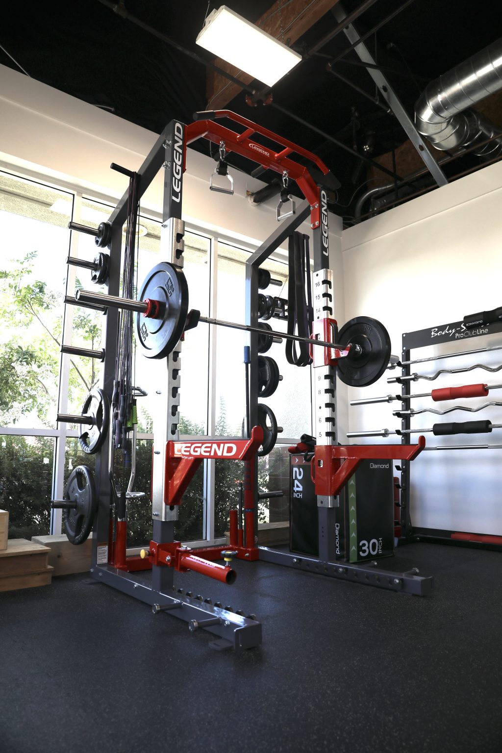LEGEND squat rack at Fitnello.jpg