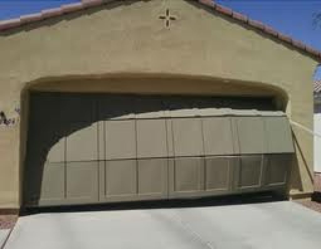 damagedgaragedoor.jpg