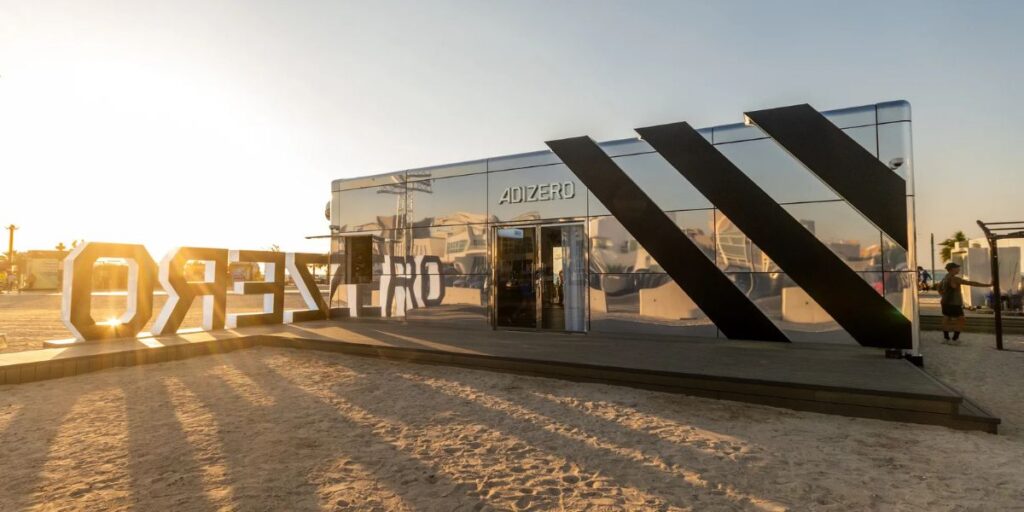 Adidas Pop up.jpg