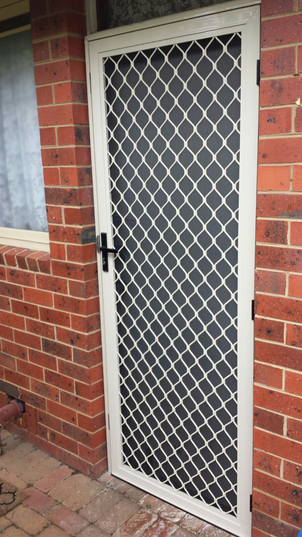 Aluminium-diamond-design-door-in-clayton..jpg