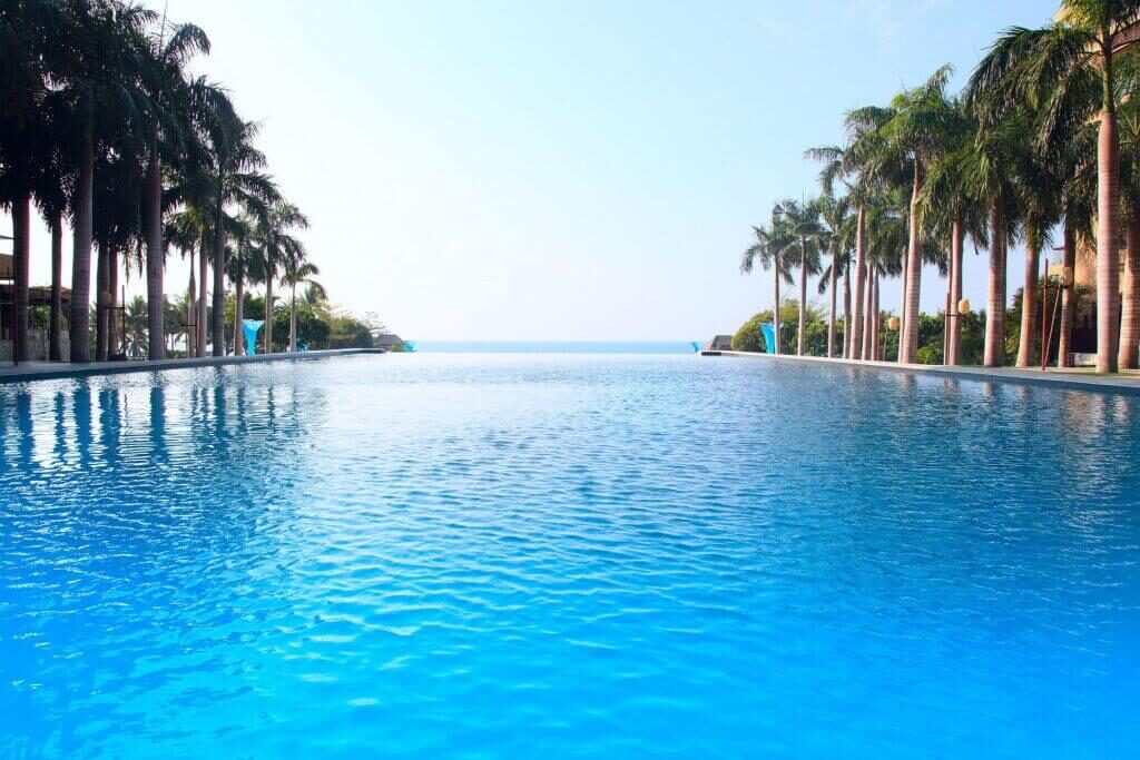 Pool-Cleaning-Winter-Garden.jpg