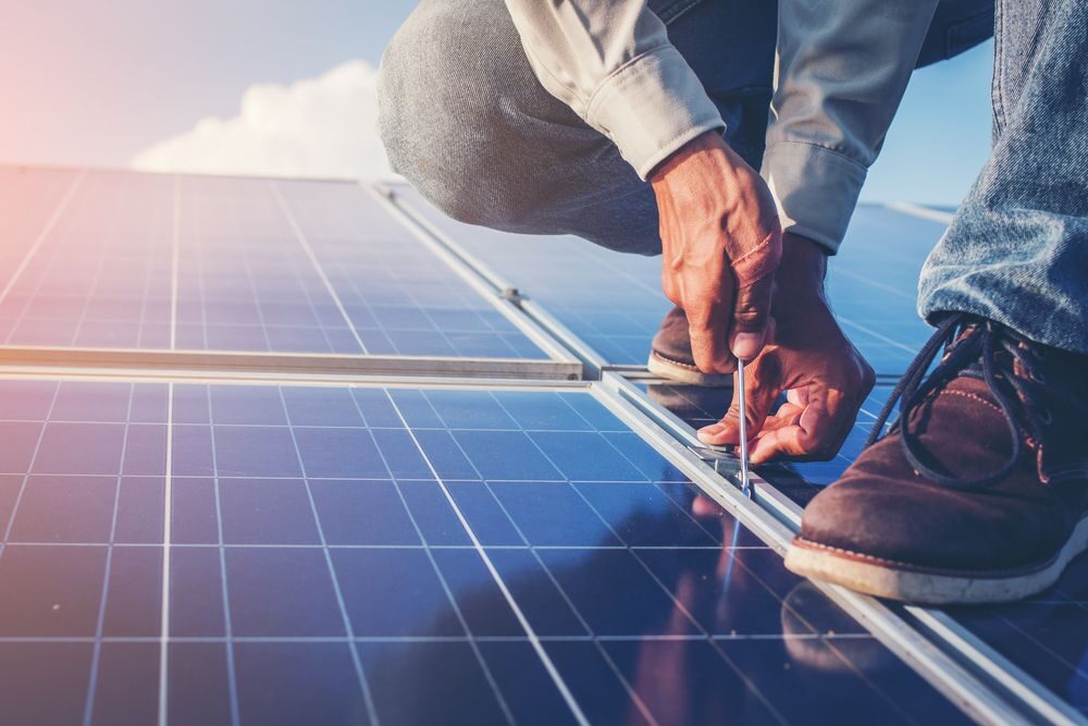 SolarNRG-Blog7-Solar-Panel-Repair.jpg