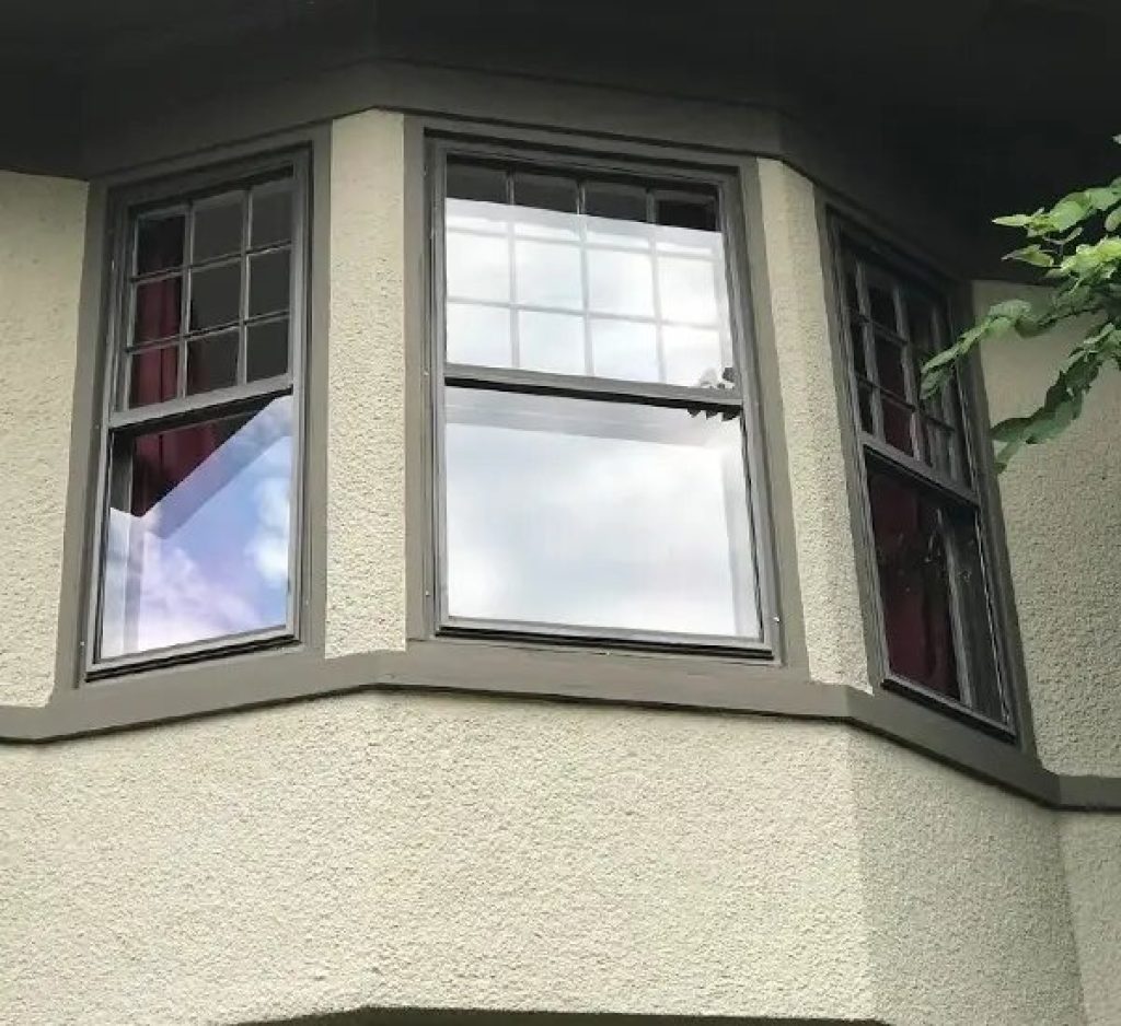 1720037936_Window-Cleaning-service_6_11zon (3).jpg