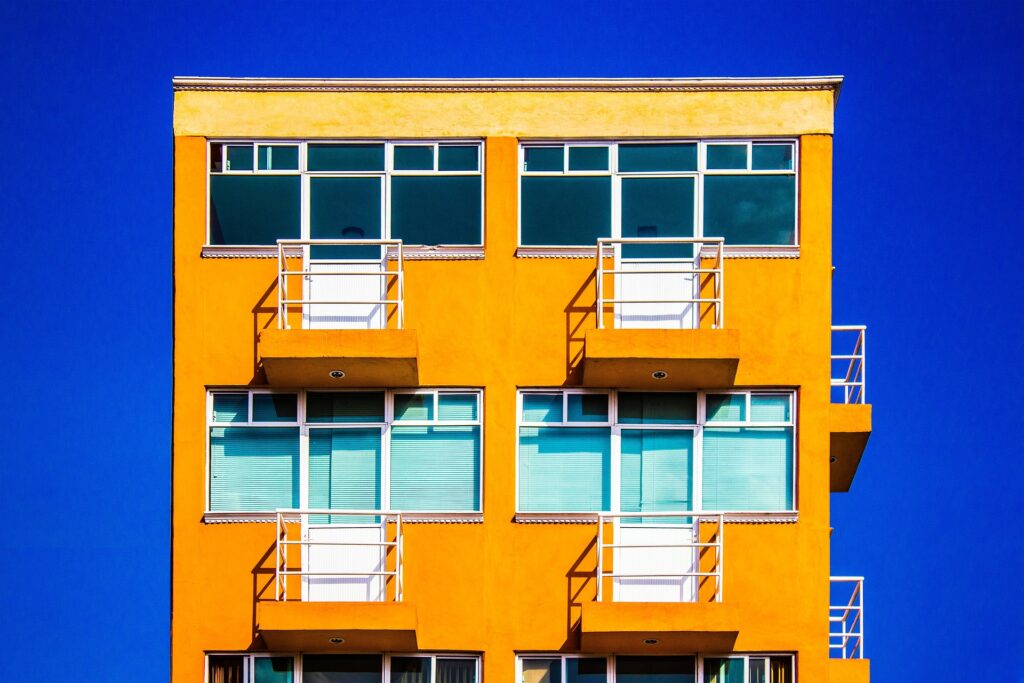 rotekirsche20-building-5630441_1920.jpg