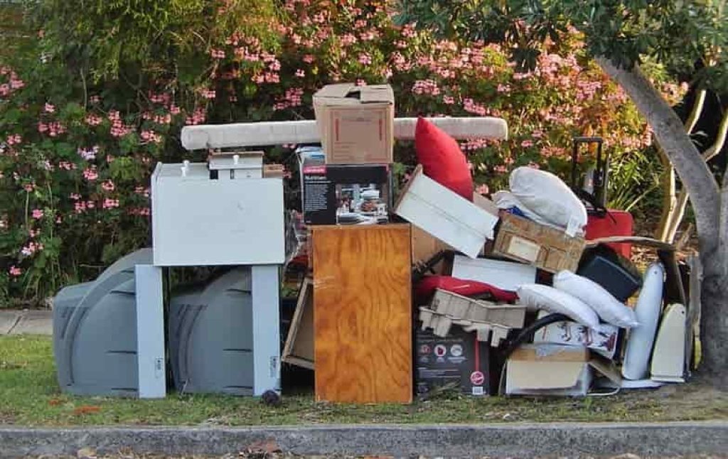 hard rubbish-min (1).jpg