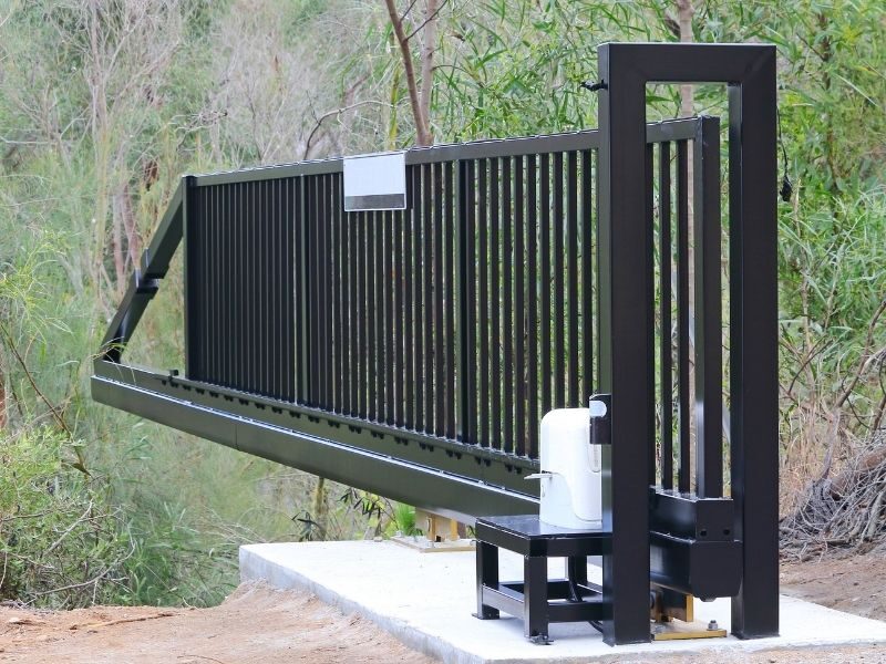 fencing and gates Ballina.jpg
