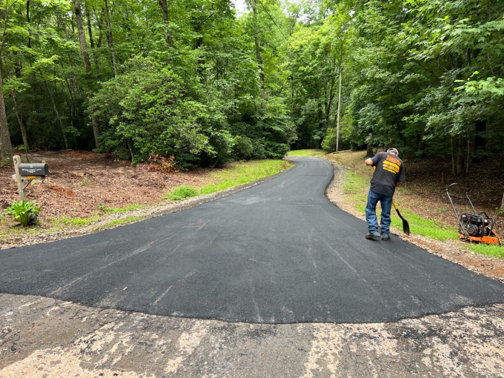6b-asphalt-driveway-repair.jpg