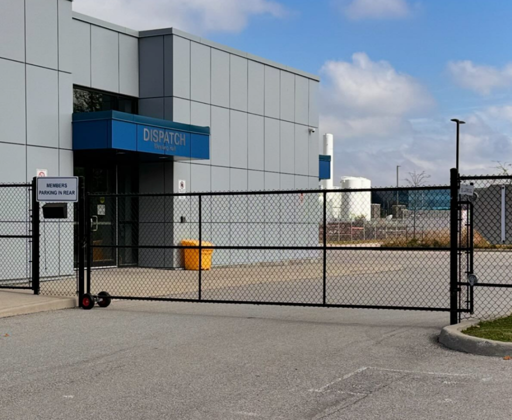 Chain Link Gate.png
