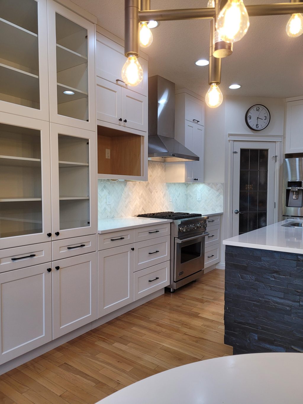 Kitchen Renovation quartz counter
