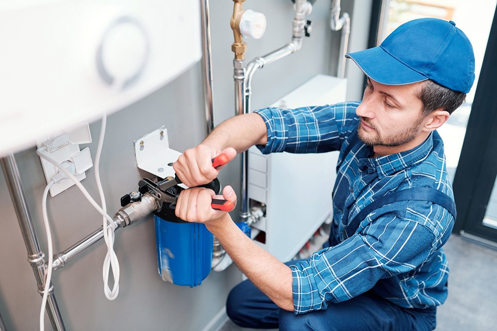 10-Reasons-Why-a-Professional-Plumber-Is-Better-Than-DIY-_-Katy-TX.jpg