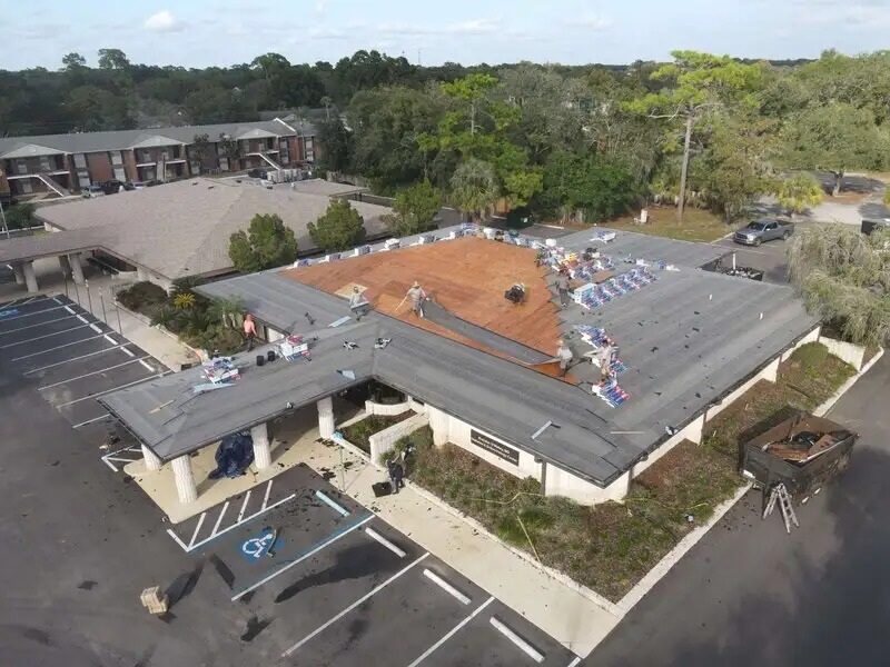 roofing contractor.jpeg