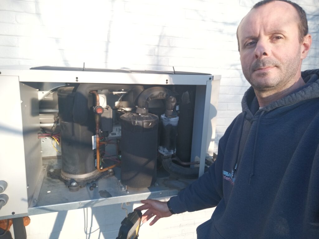 Walk-in freezer repair.jpeg
