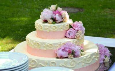 wedding-cake-639516_1280.jpg