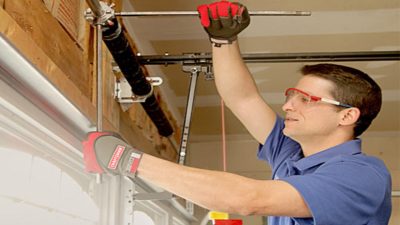 philadelphiagaragedoorrepair_us_domain_hero_image.jpg