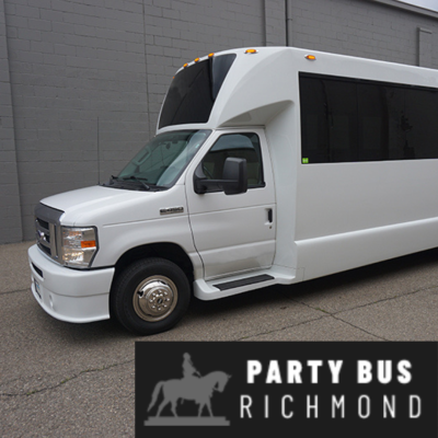 Logo Richmond Limo Bus.png