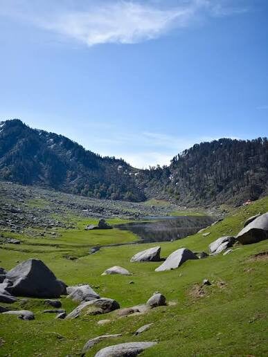 kareri lake trek.jpg